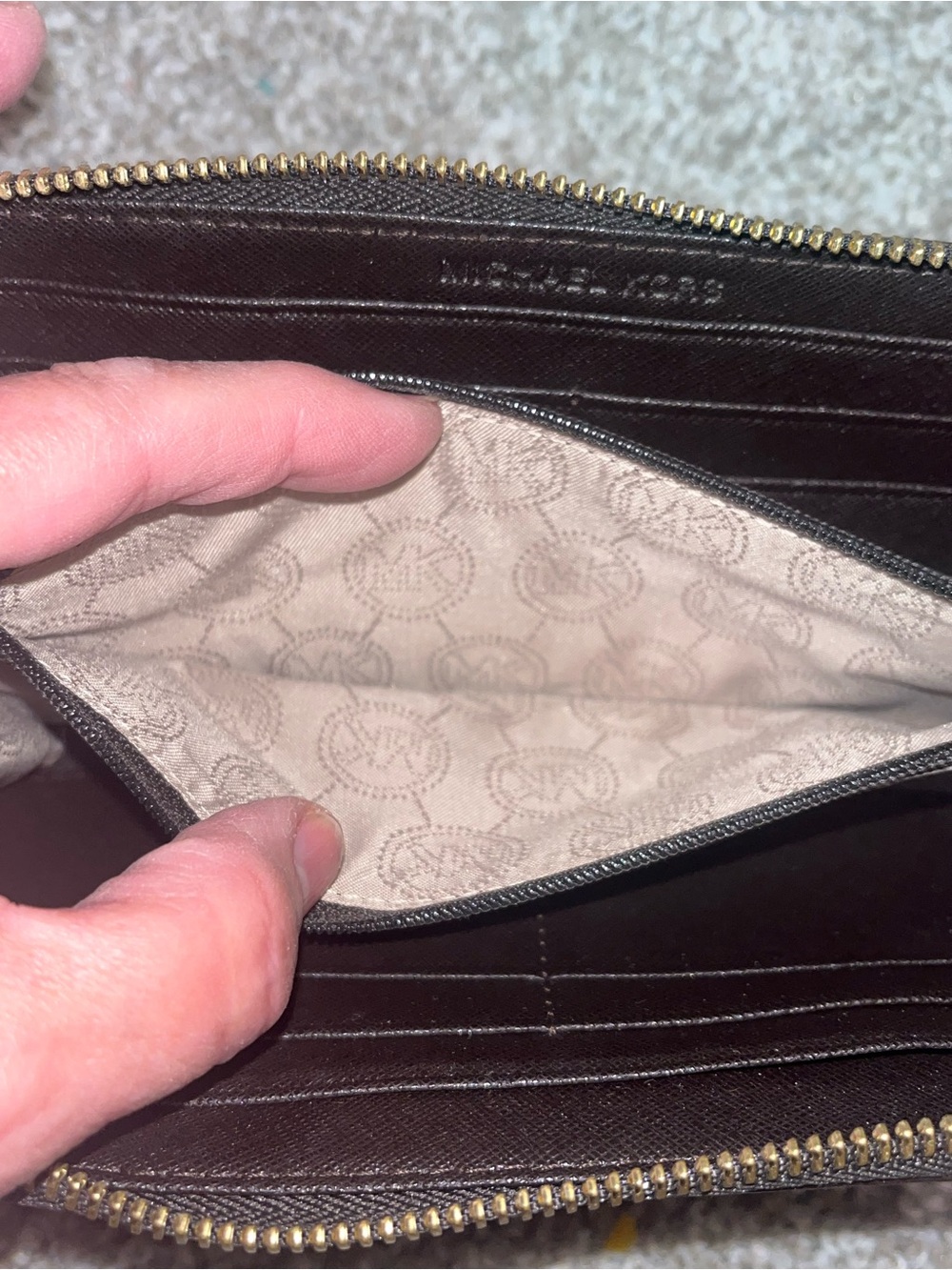 Michael Kors Hamilton Camo Set - Picture 9 of 10
